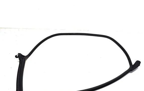 Volkswagen Arteon Front door rubber seal 3G8867337