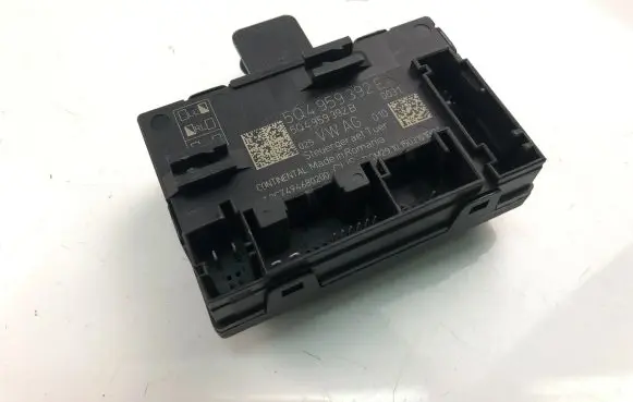 Volkswagen Golf VII Other control units/modules 5Q4959392E