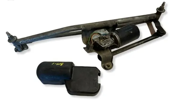 BMW 3 E30 Front wiper linkage and motor 0390241093