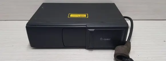 Audi A6 S6 C5 4B CD/DVD changer FA05735