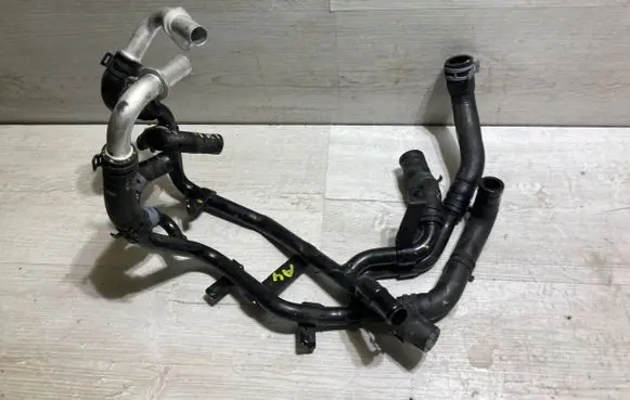 Audi A4 S4 B9 Engine coolant pipe/hose 04L122157CA
