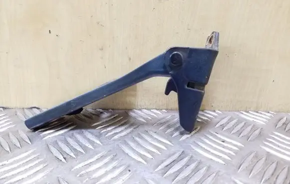 Mitsubishi Space Wagon Engine bonnet/hood hinges
