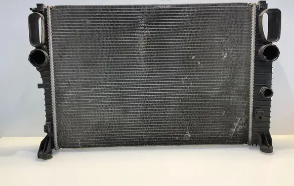 Mercedes-Benz E W211 Coolant radiator A2115003402 2115003402