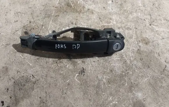 Volkswagen Fox Front door exterior handle L604839