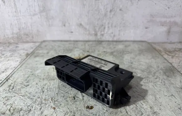 Audi A8 S8 D3 4E Comfort/convenience module 4E0907280A F005S00073 4E0910280A