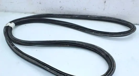 Ford Edge I Trunk rubber seal (body) 