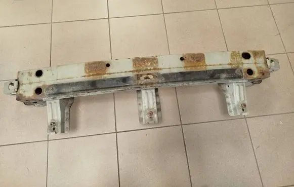 Subaru B9 Tribeca Front bumper cross member 