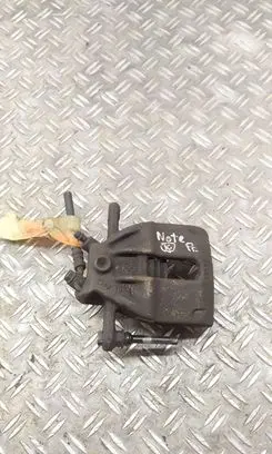 Nissan Note (E11) Front brake caliper