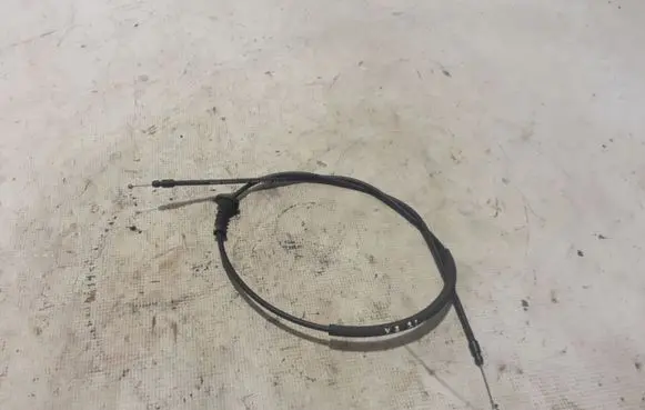 Engine bonnet/hood lock release cable