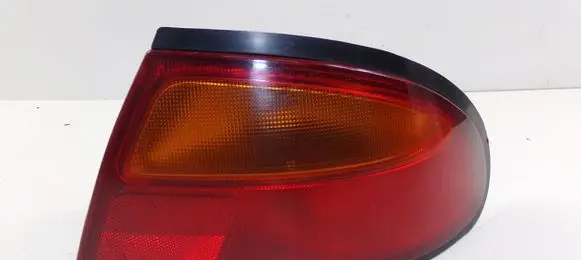 Mazda 323 F Rear/tail lights