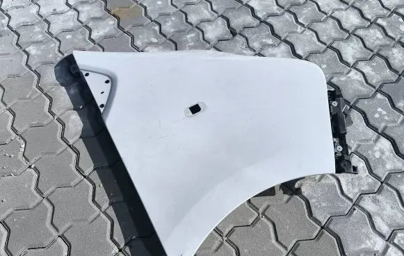 Renault Trafic III (X82) Fender 622204440R 94867887
