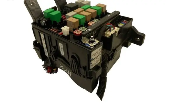 Hyundai Tucson JM Fuse module 919502S020