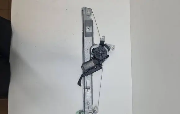 Renault Scenic II - Grand scenic II Front door window regulator with motor 440726F