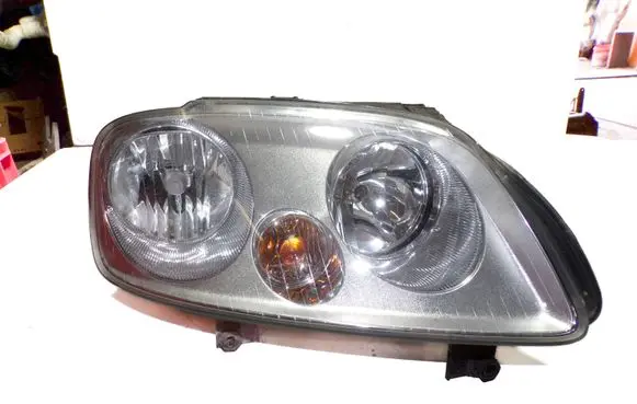 Volkswagen Caddy Headlight/headlamp 2K0941006B 2K0941608