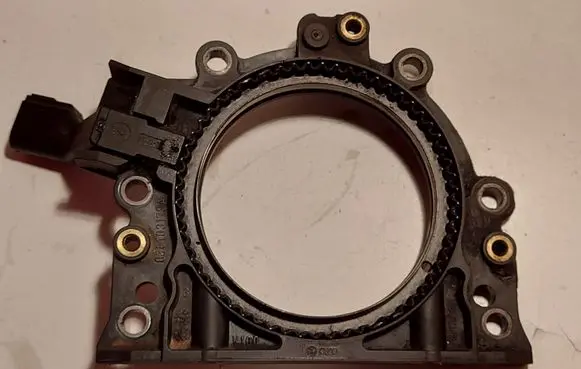 Volkswagen PASSAT B6 other engine part 038103173A