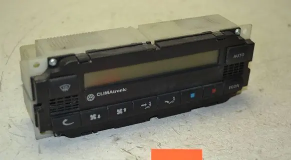 Volkswagen Golf IV Climate control unit 5HB00761702 3B1907044A