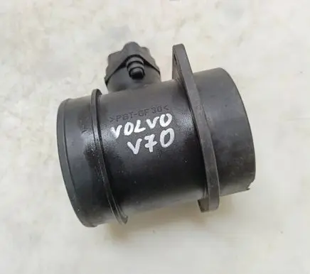 Volvo S70 V70 V70 XC Mass air flow meter 0280218088 8670115