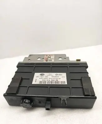 Audi 100 S4 C4 Gearbox control unit/module 5DG00696228 097927731
