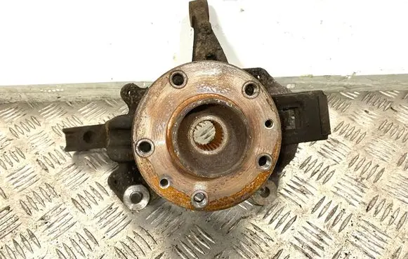 Renault Megane III Front wheel hub