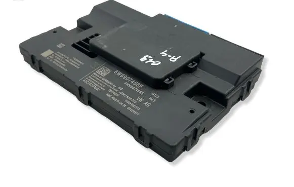 Audi A4 S4 B9 Gateway control module 8W6907468F 8W6907468E 0036F83E7733