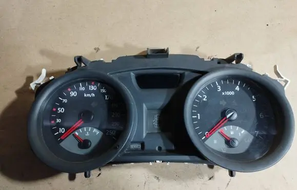 Speedometer (instrument cluster)