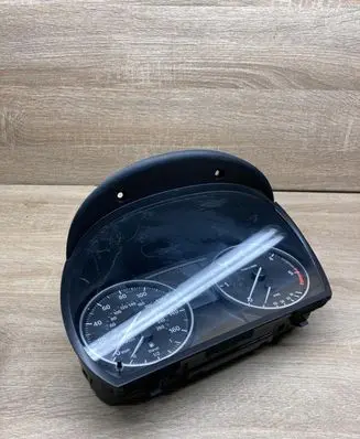 BMW 3 E92 E93 Speedometer (instrument cluster) 9187061 1025380 MPH