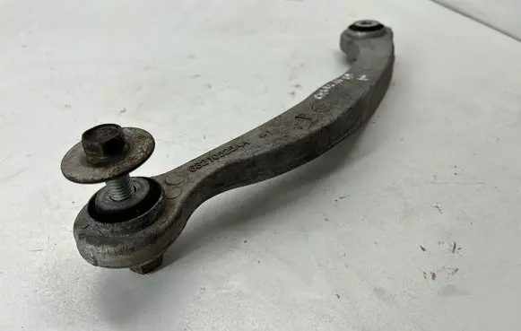 Dodge Charger Rear control arm 68210525AA