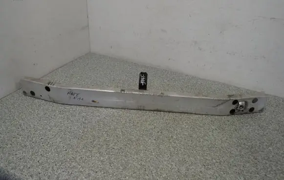 Nissan Note (E11) Front bumper support beam 