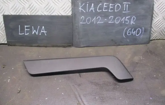 KIA Ceed Rear door trim (molding)