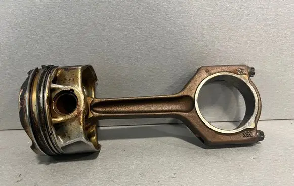 BMW 3 GT F34 Piston with connecting rod 7645958 83952