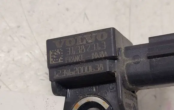 Volvo V40 Airbag deployment crash/impact sensor 31387313