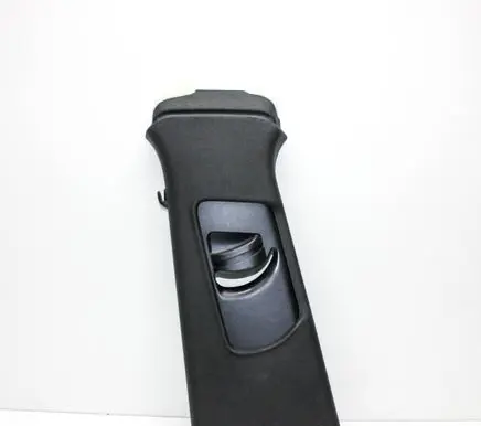 (B) pillar trim (bottom)