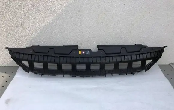 Hyundai Ioniq Radiator trim 