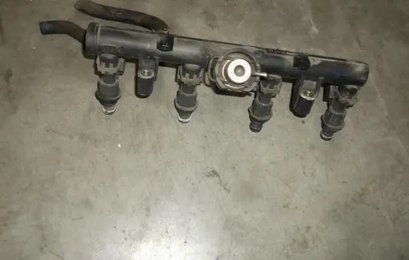 Seat Ibiza II (6k) Fuel main line pipe LISTWAWTRYSKOWA