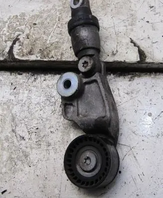 Mazda CX-5 Timing belt tensioner SH01-15980