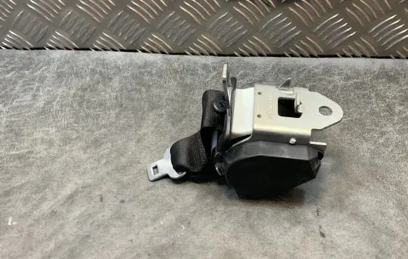 BMW X5 E70 Third row seat belt 606346000