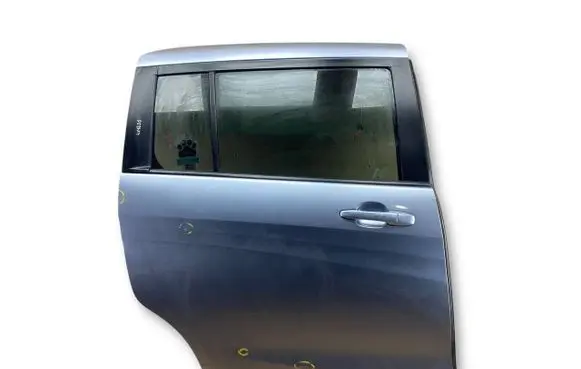 Mazda 5 Side sliding door C5Y37302XC