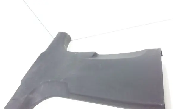 (B) pillar trim (bottom)