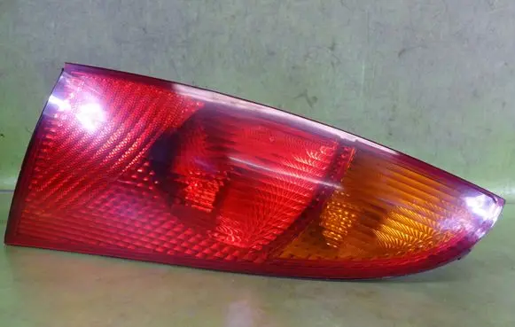 Ford Focus Rear/tail lights XS41-13405