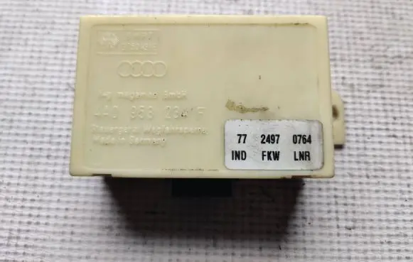 Audi A4 S4 B5 8D Immobilizer control unit/module 4A0953234F 7724970764