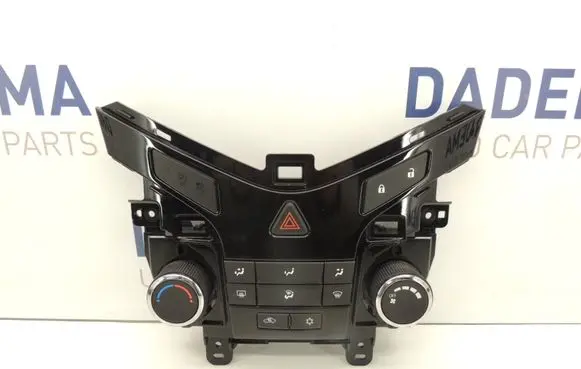 Chevrolet Cruze Climate control unit 3839278 DS2