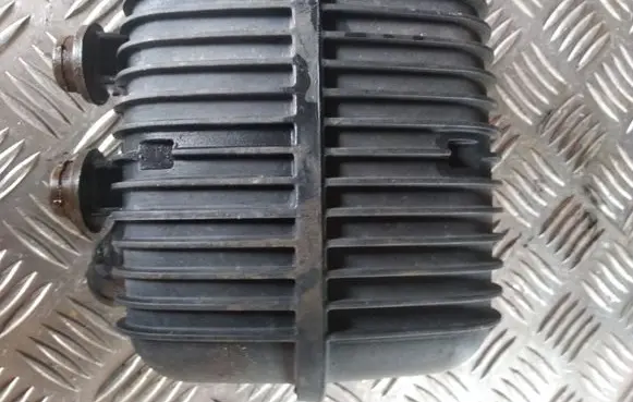 Audi A4 S4 B7 8E 8H Vacuum air tank 8E0129955