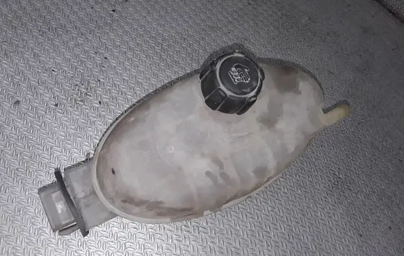 Opel Vivaro Coolant expansion tank/reservoir 7700312900