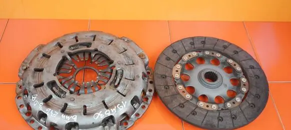 BMW 3 E46 Clutch set kit 324033610 19MB30