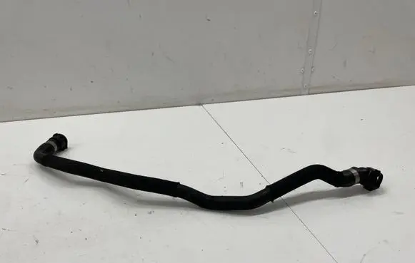 BMW 5 F10 F11 Engine coolant pipe/hose 8377671 837767102