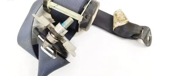 Mitsubishi Outlander Rear seatbelt 609213800