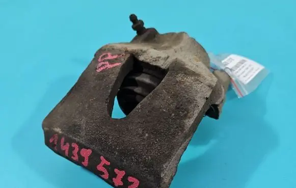 Skoda Octavia Mk2 (1Z) Front brake caliper IMPRK1439572