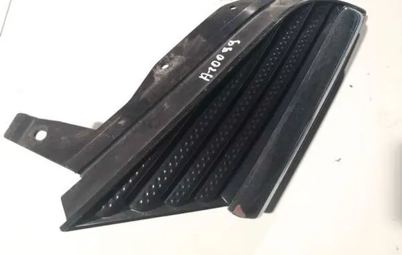 Nissan Primera Front bumper lower grill 62320au300