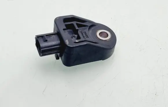 Toyota RAV 4 (XA30) Airbag deployment crash/impact sensor 8917342080