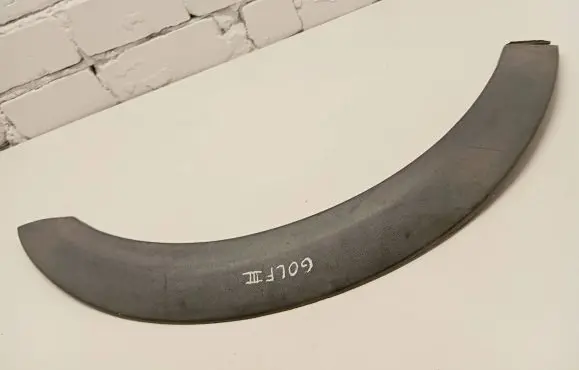 Volkswagen Golf III Rear arch 1H0859817A